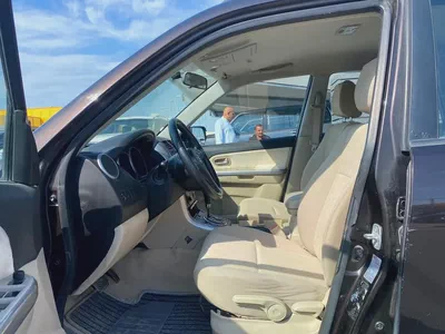 suzuki vitara 2015 brown color GCC calen car-4
