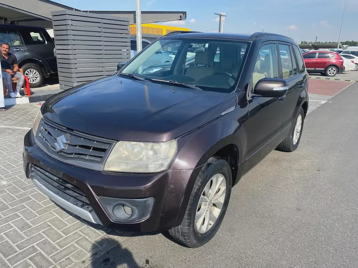 suzuki vitara 2015 brown color GCC calen car-3-3