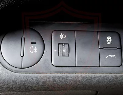 Hyundai H-1  Hyundai H1 | 2.4 L | 2019 | GCC | Accident-Free | In Excellent Condition | 812 P.M-13