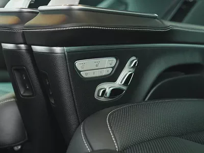 Dealer WARRANTY | VIP CAPTAIN SEATS | V300 AMG |-16