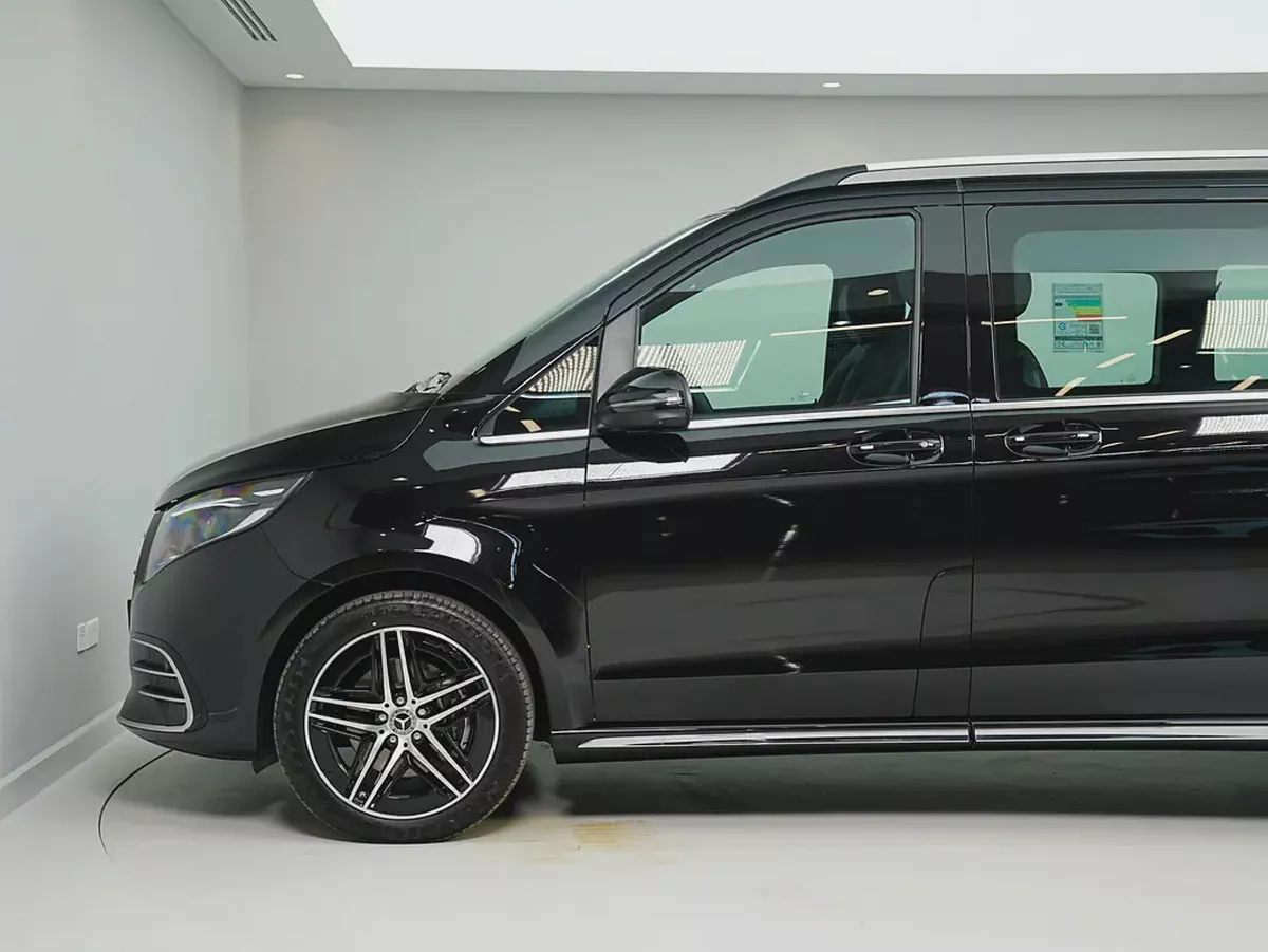 Dealer WARRANTY | VIP CAPTAIN SEATS | V300 AMG |-3-3