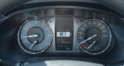 Toyota Hilux / GCC/4WD / 2,7 petrol /Double Cab-5