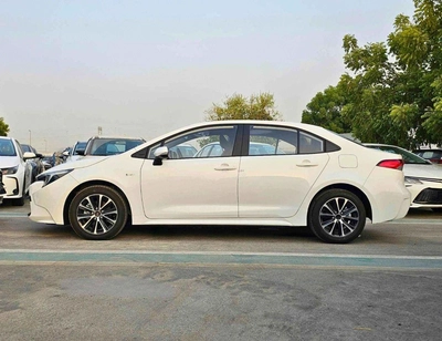 Toyota Levin STD (NON GCC) LUXURY HYBRID / 1.8L PETROL A/T / SUNROOF / REAR CAMERA (CODE # LL18HEV)-3