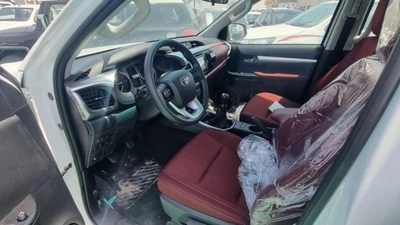 Toyota Hilux 2023 TOYOTA HILUX 2.8 DC DIESEL 4X4 MANUAL GEAR-1
