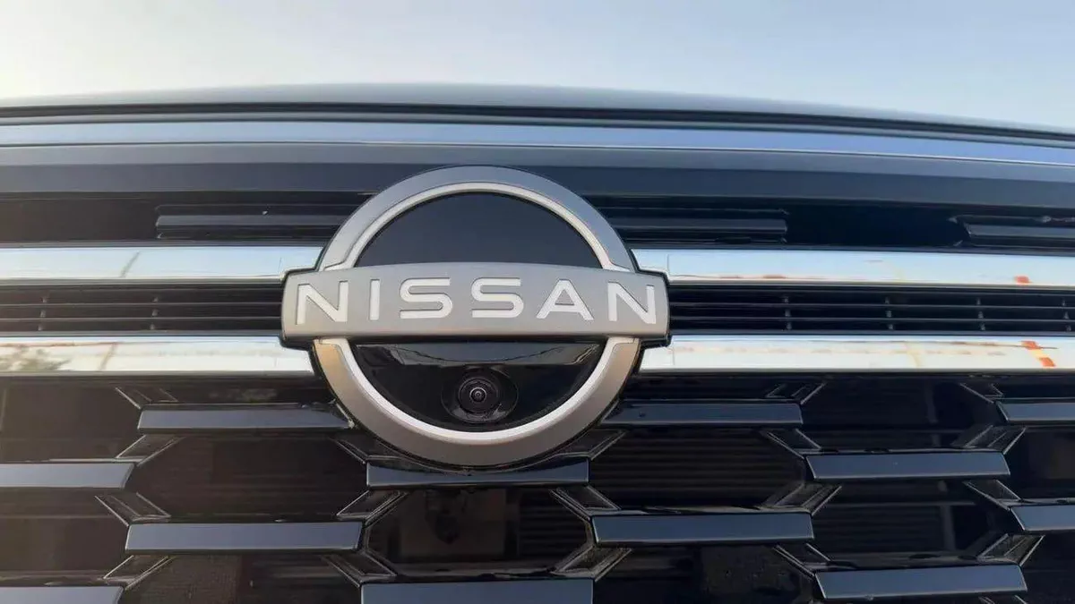 Nissan Patrol SE PLATINUM CITY 3.8 FULL-4-0