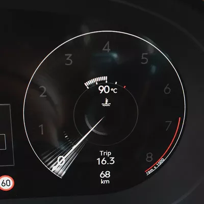 2023 BENTLEY BENTAYGA AZURE  ( FULL OPTION ) ( BRAND NEW)-17