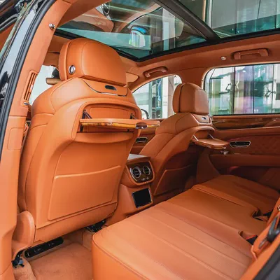 2023 BENTLEY BENTAYGA AZURE  ( FULL OPTION ) ( BRAND NEW)-7