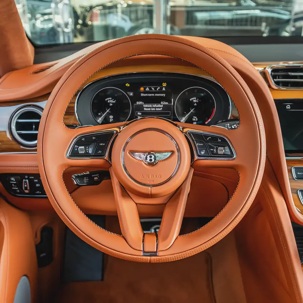2023 BENTLEY BENTAYGA AZURE ( FULL OPTION ) ( BRAND NEW)-10-10