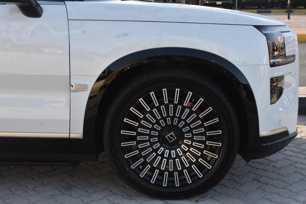 ZEEKR 9X 6 SEATS PHEV 2025 | WHITE-12-12