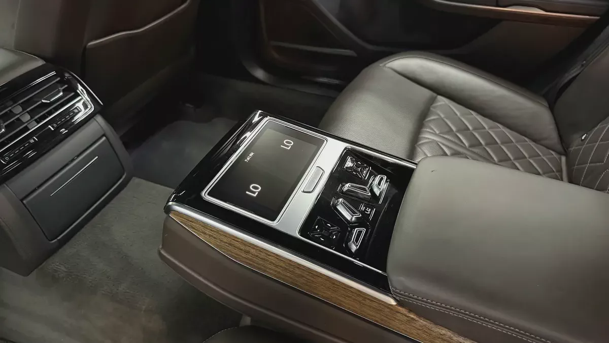 2019 Audi A8L Quattro V6 Accident Free Warranty and Finance Available-10-10