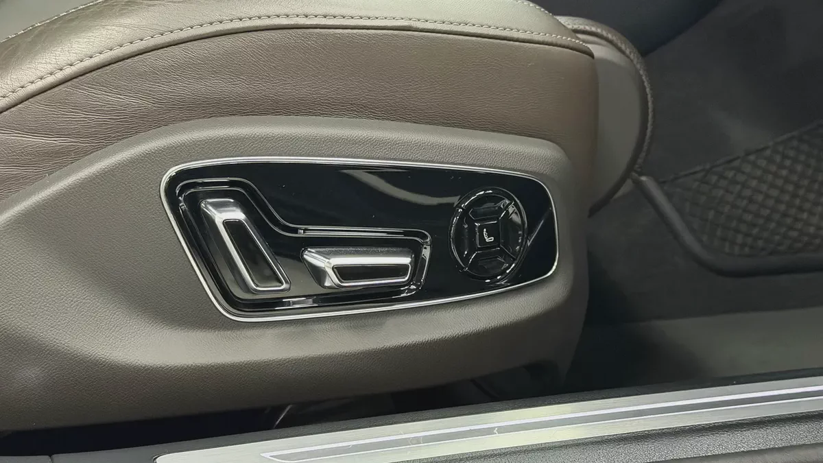2019 Audi A8L Quattro V6 Accident Free Warranty and Finance Available-13-13
