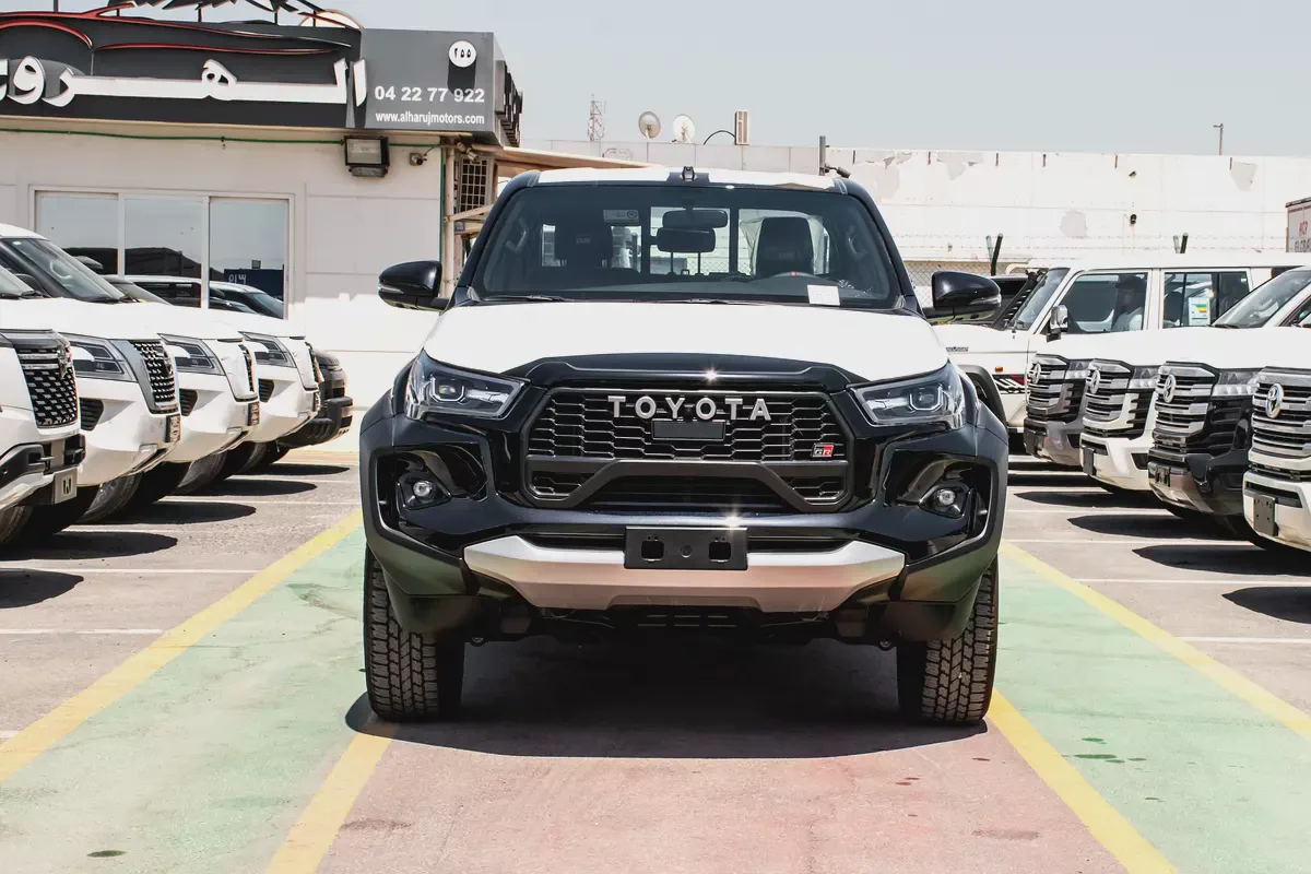 2026 Toyota Hilux GR Sport 4.0L - GCC Specs - Brand New!-1-1