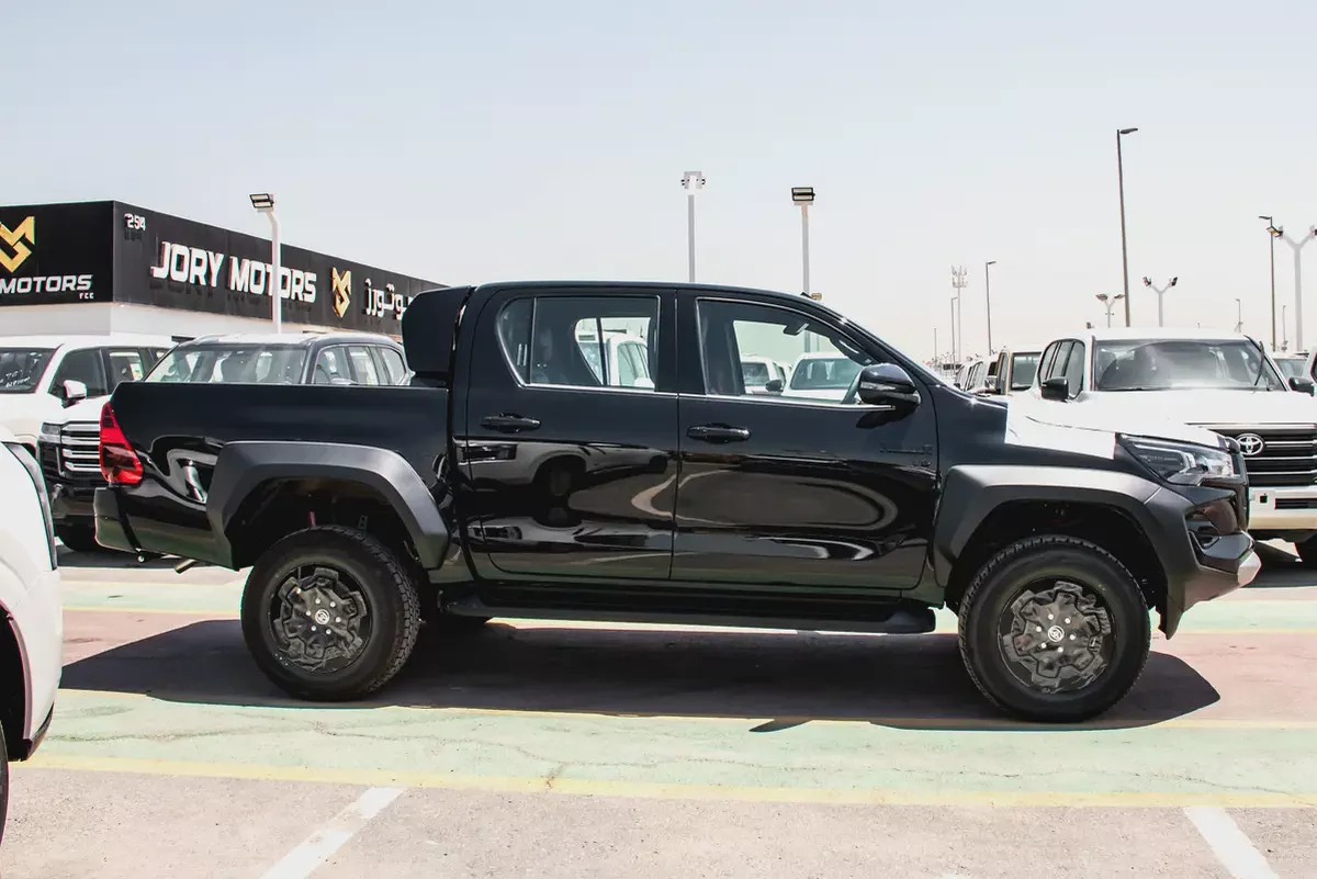 2026 Toyota Hilux GR Sport 4.0L - GCC Specs - Brand New!-5-5