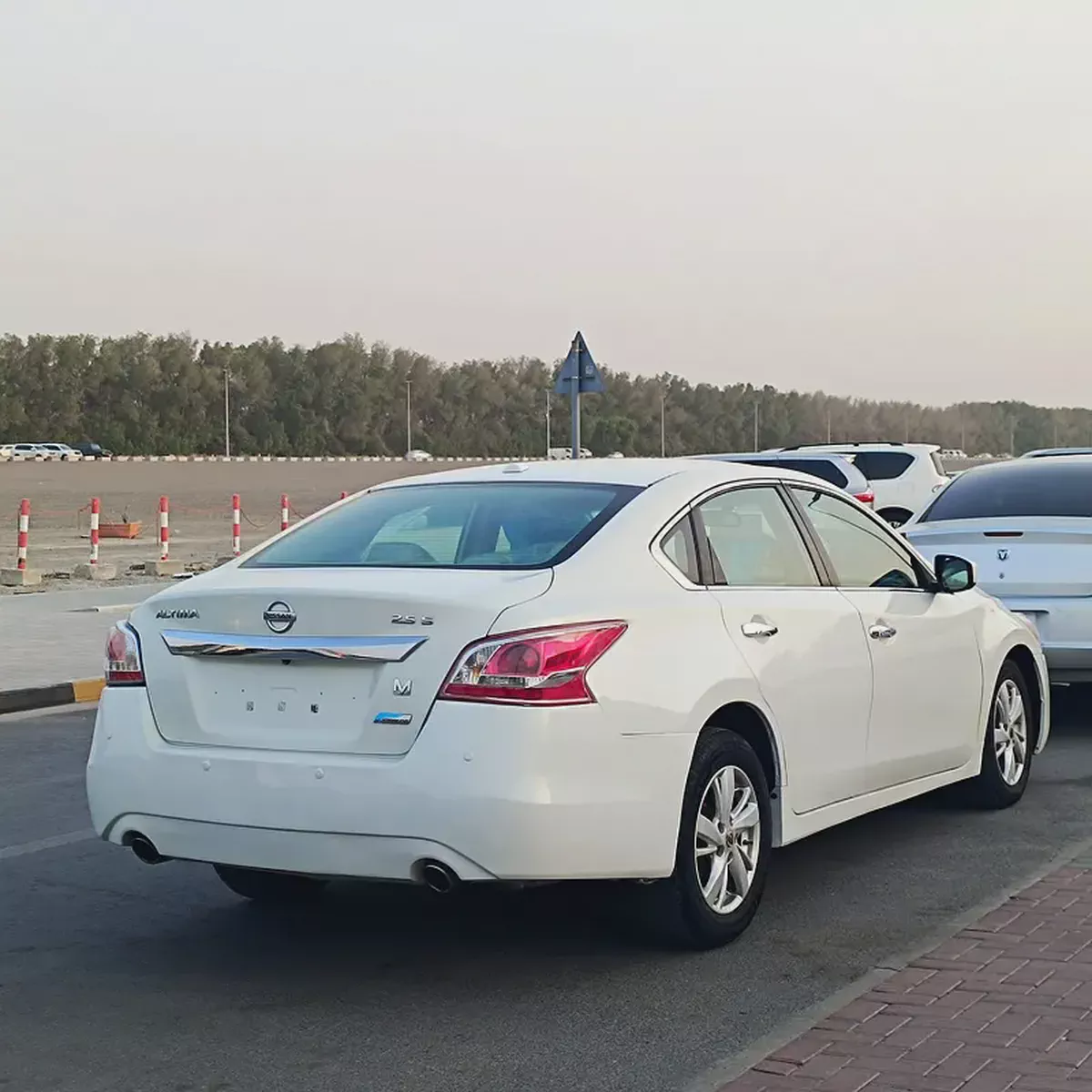 Nissan Altima 2015 Platinum | GCC Specs | Top Option-3-3
