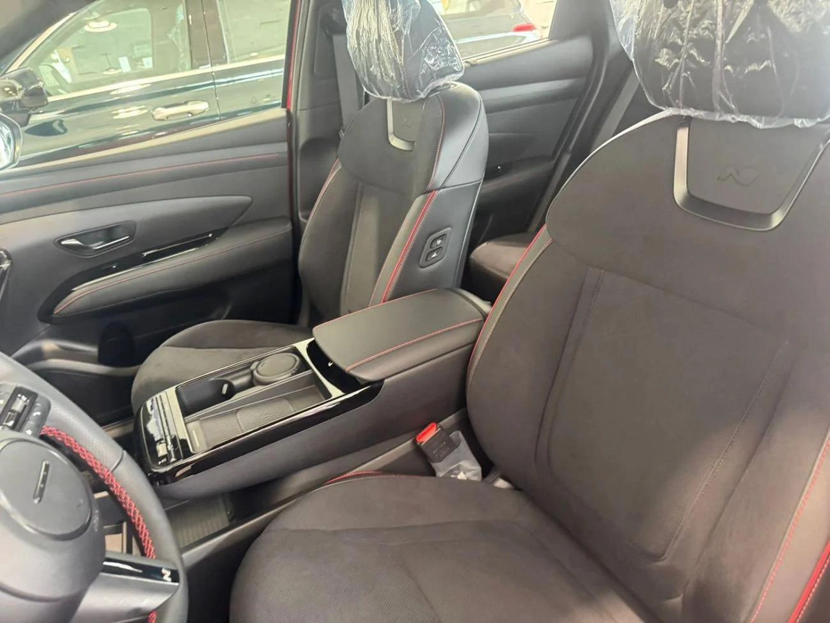 Hyundai Tucson Premium+ 2.5L-4-4