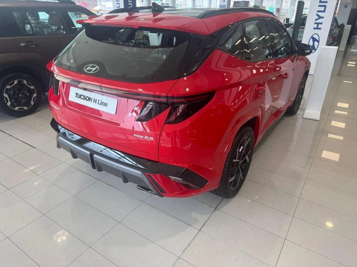 Hyundai Tucson Premium+ 2.5L-6-6