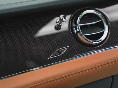 SWAP YOUR CAR for 2022 BENTAYGA BLACKLINE-TOURING PACKAGE-MULLINER-CARBON PACKAGE WITH NAIM-13