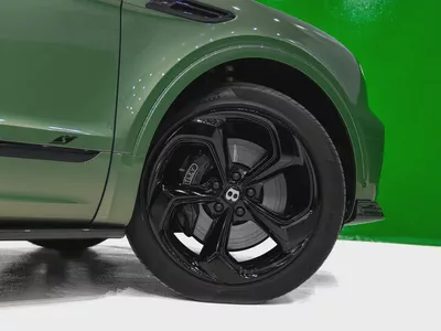 SWAP YOUR CAR for 2022 BENTAYGA BLACKLINE-TOURING PACKAGE-MULLINER-CARBON PACKAGE WITH NAIM-6