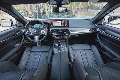 BMW 5 Series 530 2023-12