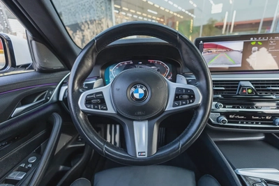 BMW 5 Series 530 2023-3