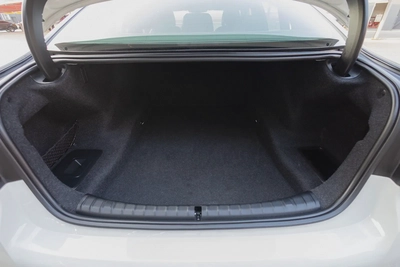 BMW 5 Series 530 2023-8