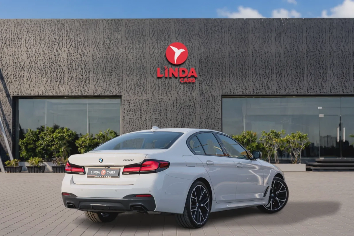 BMW 5 Series 530 2023-15-15