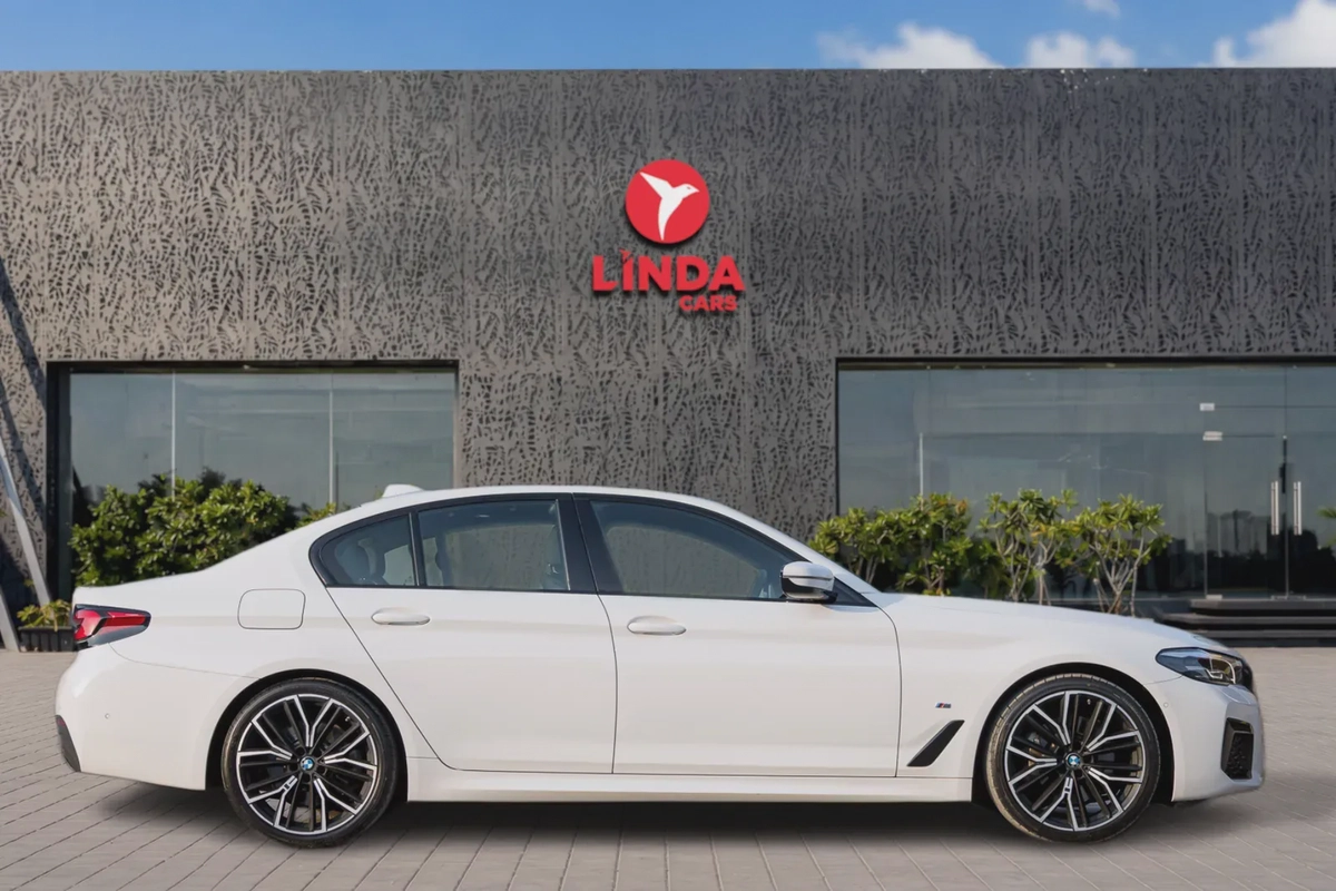BMW 5 Series 530 2023-11-11
