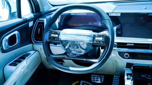 KIA SORENTO 3.5L PETROL - FWD - WITH 360 CAMERA MODEL 2026