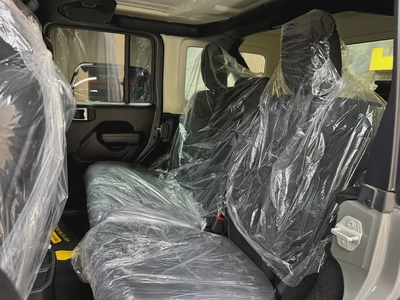 2022 Jeep Wrangler 4xe Rubicon - American Specs -  PHEV-12
