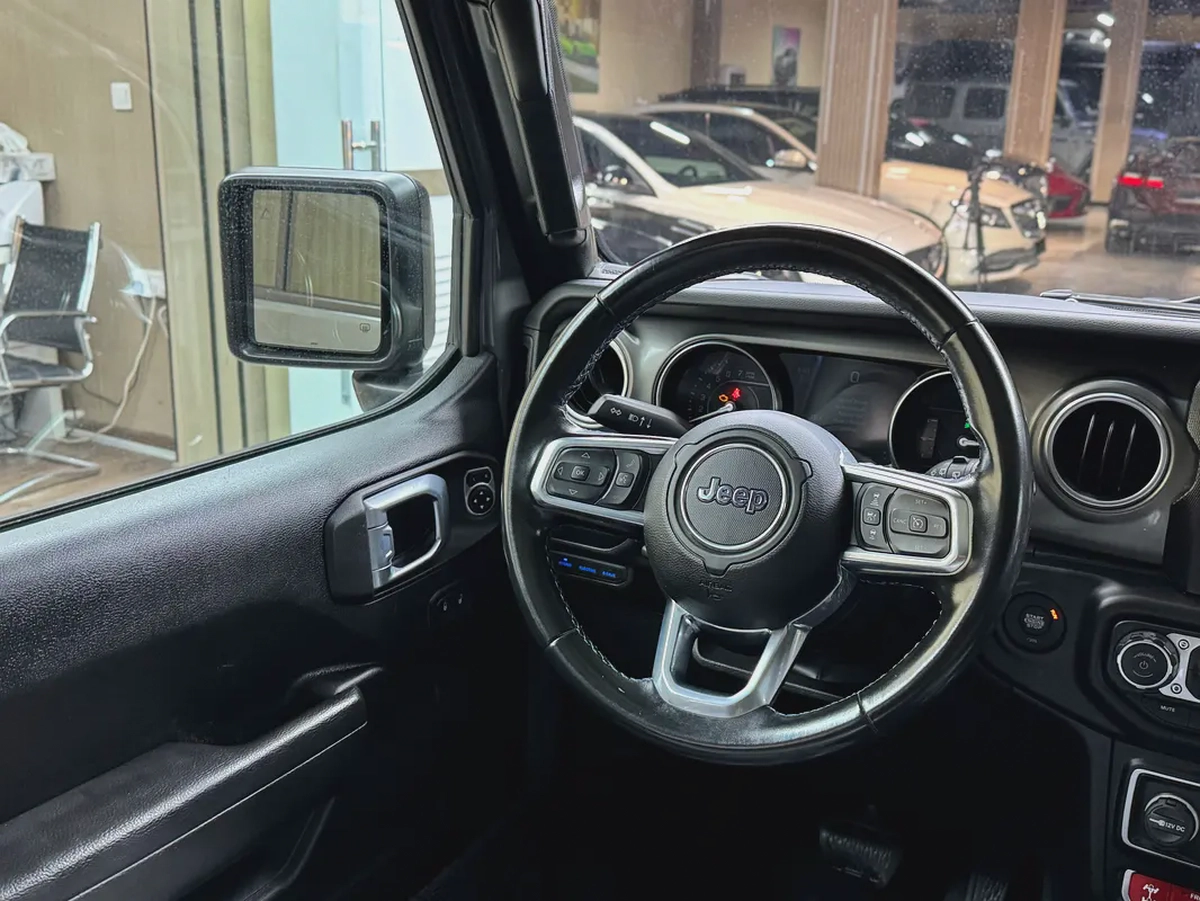 2022 Jeep Wrangler 4xe Rubicon - American Specs -  PHEV-10-10