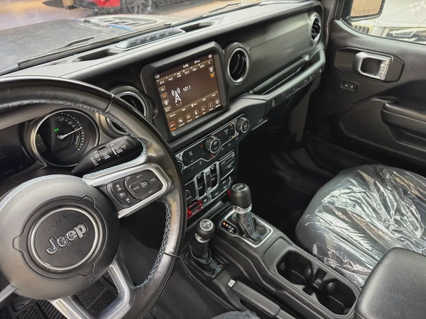 2022 Jeep Wrangler 4xe Rubicon - American Specs - PHEV