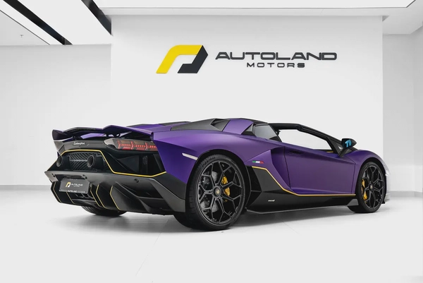 2022 LAMBORGHINI AVENTADOR ULTIMAE 01 OF 250. FULL CARBON