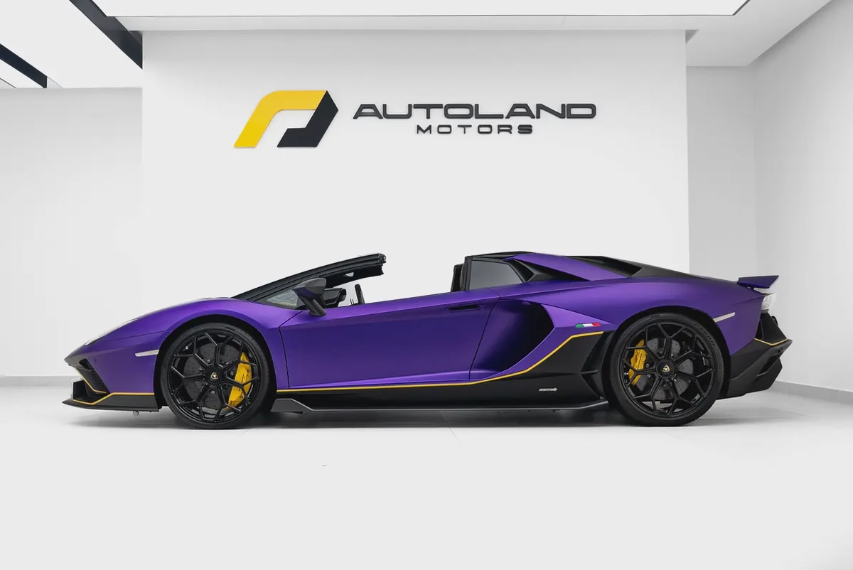 2022 LAMBORGHINI AVENTADOR ULTIMAE 01 OF 250. FULL CARBON-2-2