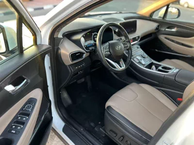 Hyundai Santa Fe SMART 2022 Hyundai Santa Fe Full Option 2.5L V4 -Panoramic Sunroof - Leather Seat - Rear Camera-9