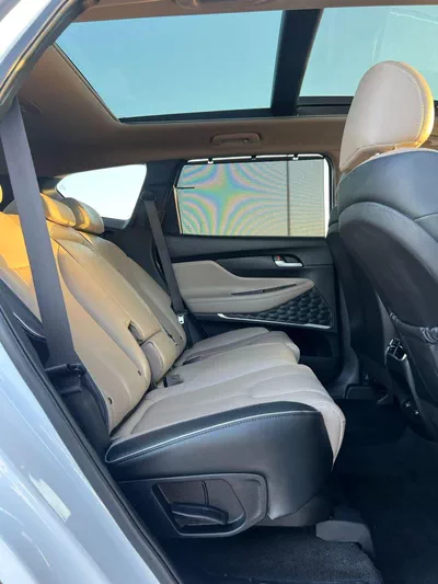 Hyundai Santa Fe SMART 2022 Hyundai Santa Fe Full Option 2.5L V4 -Panoramic Sunroof - Leather Seat - Rear Camera-16