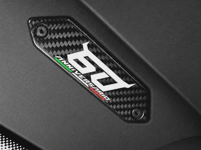 Lamborghini REVUELTO 2024 GCC under warranty-19