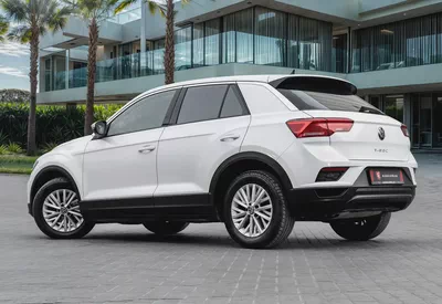 1,038 P.M |  T-Roc Life | 0% Downpayment | Excellent Condition!-2