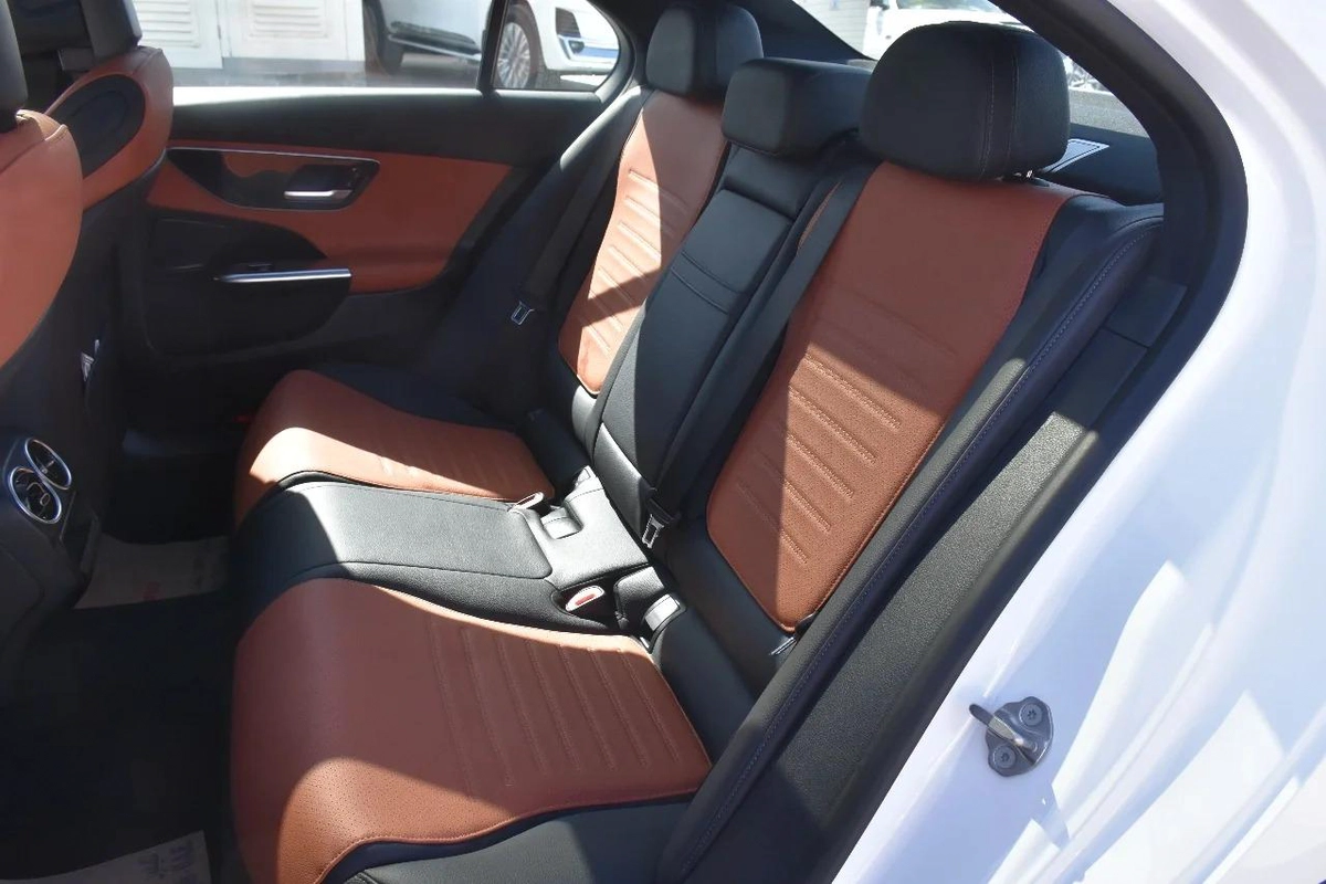 C300 LUXURY 2023 | WHITE LIKE-5-5