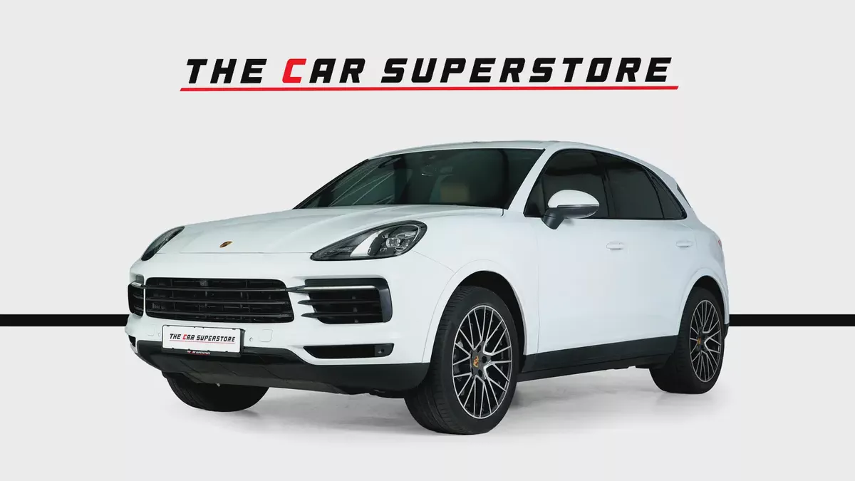 Porsche cayenne-SUV-GCC-sport crono package-Dual Exhaust-Ventilated Seats-Warranty Available-3-3