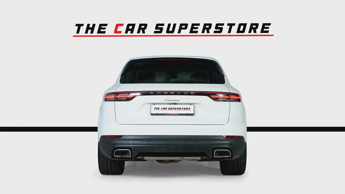 Porsche cayenne-SUV-GCC-sport crono package-Dual Exhaust-Ventilated Seats-Warranty Available-6-6