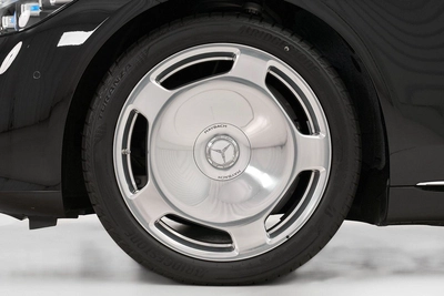 New 2024 Mercedes-Benz S 500-8
