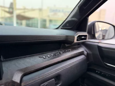 For sale Toyota Tacoma IV, 2.4 l, 2024 in UAE, Sharjah-12