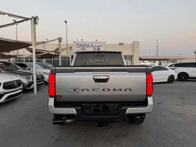 For sale Toyota Tacoma IV, 2.4 l, 2024 in UAE, Sharjah-7