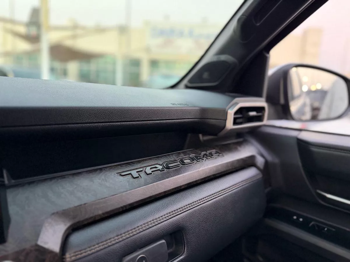 For sale Toyota Tacoma IV, 2.4 l, 2024 in UAE, Sharjah-12-12