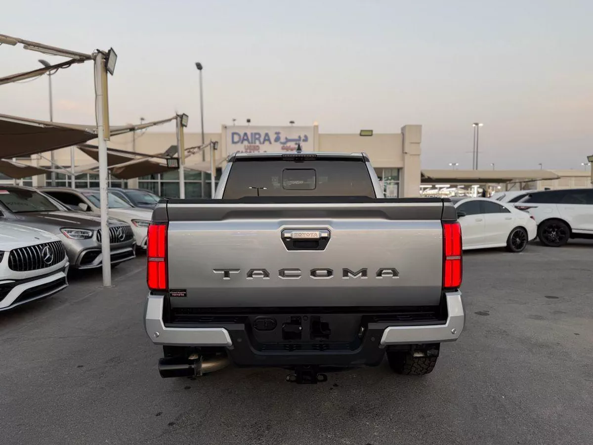 For sale Toyota Tacoma IV, 2.4 l, 2024 in UAE, Sharjah-7-7