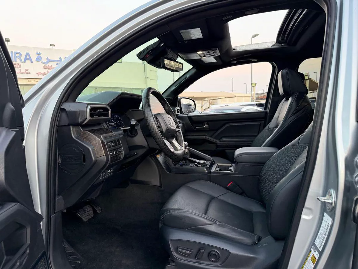 For sale Toyota Tacoma IV, 2.4 l, 2024 in UAE, Sharjah-10-10