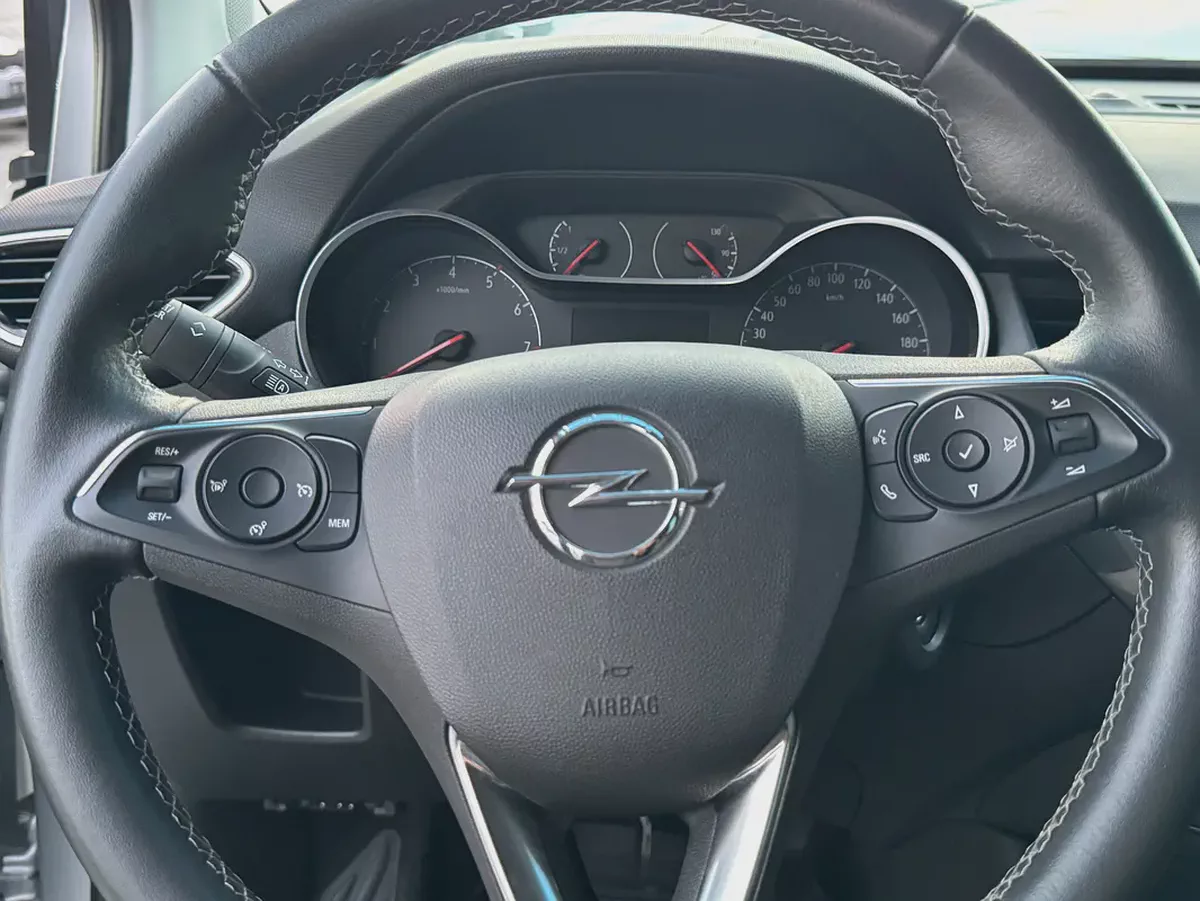 Opel Crossland X 2023 GCC Specs Full Service History Original Condition-18-18