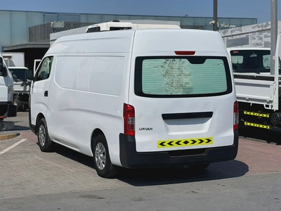 2022 Nissan Urvan | Chiller  friezer | Manual Van | GCC | Screen | Ref#1014-3