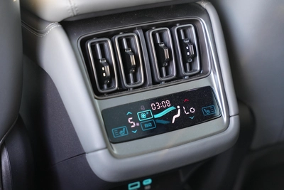 BYD Song L EV 662KM Excellent Intelligent 2025-9