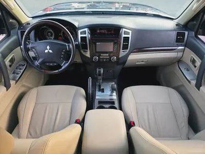Mitsubishi Pajero 2019 GLS Top Line | GCC Specs | Full Service History From Company Well Maintained-14